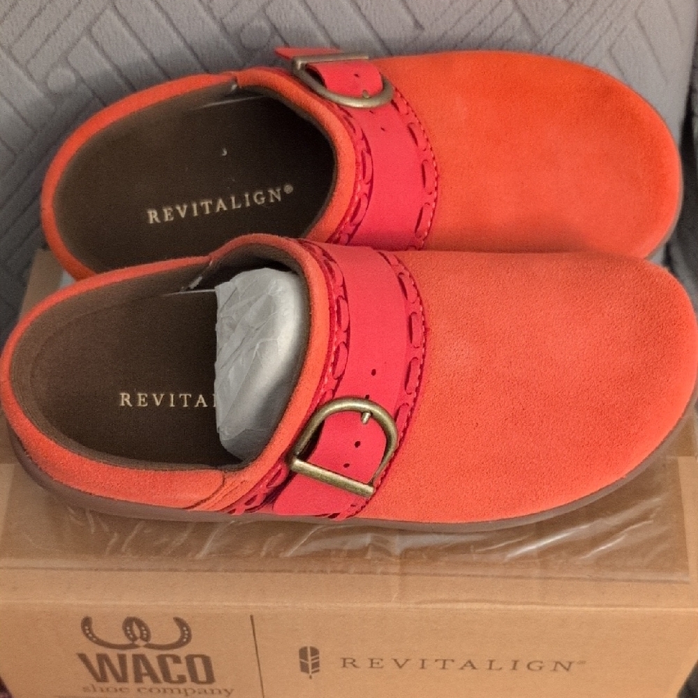 REVITALIGN Waco Vibrant Orange Suede Slip-Ons Size 6
